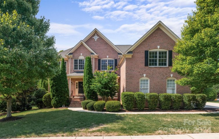 2046 Weddington Lake Drive sold home in Lake Forest Preserve, Weddington, NC