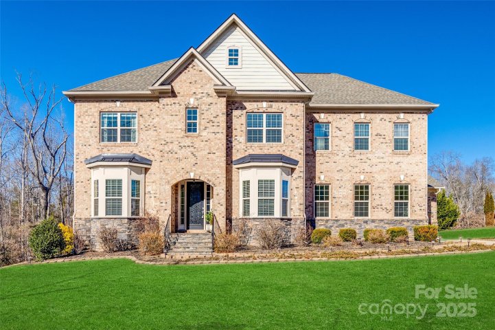 625 Highland Ridge Point sold home in The Retreat At Sunset Ridge, Clover, SC