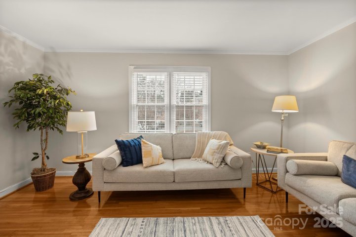 920 Mcalway Road sold home in Mcalway Manor, Charlotte, NC