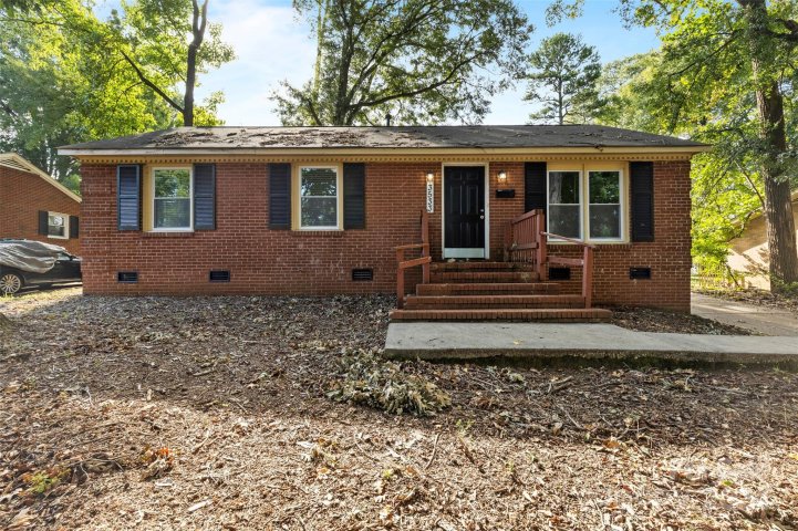 3533 Sargeant Drive sold home in Edgebrook, Charlotte, NC
