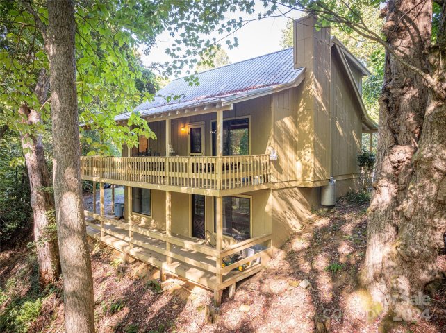 85 Susan Drive sold home in Woodlands Village, Maggie Valley, NC