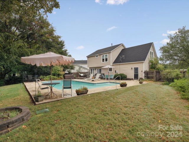 3906 Crimson Wing Drive sold home in Braefield, Indian Trail, NC