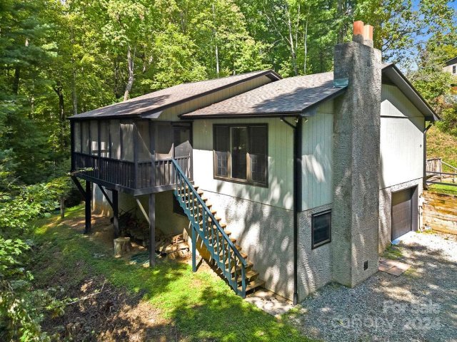 19 Shadowbrook Lane sold home in Falls Creek, Pisgah Forest, NC