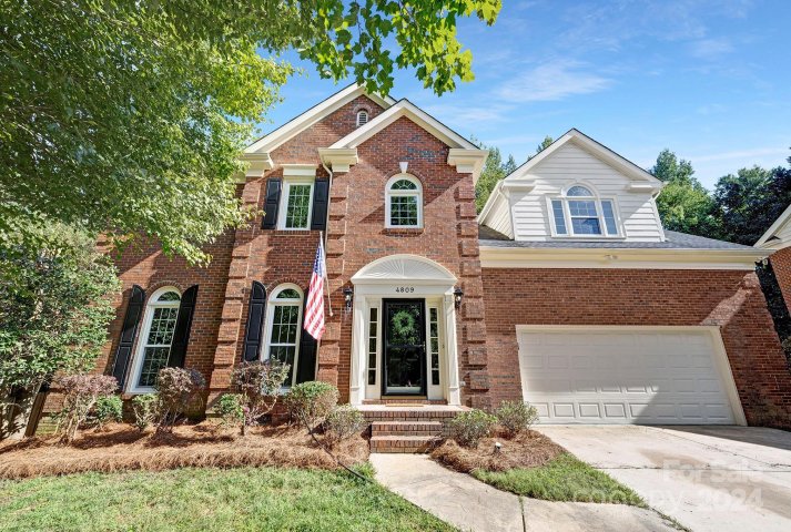 4809 Hickory Glen Drive sold home in Matthews Plantation, Matthews, NC
