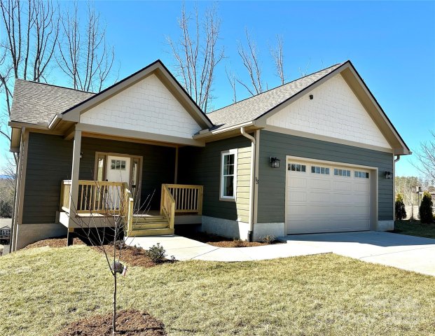 13 Sandstone Street sold home in Creekside Village, Weaverville, NC