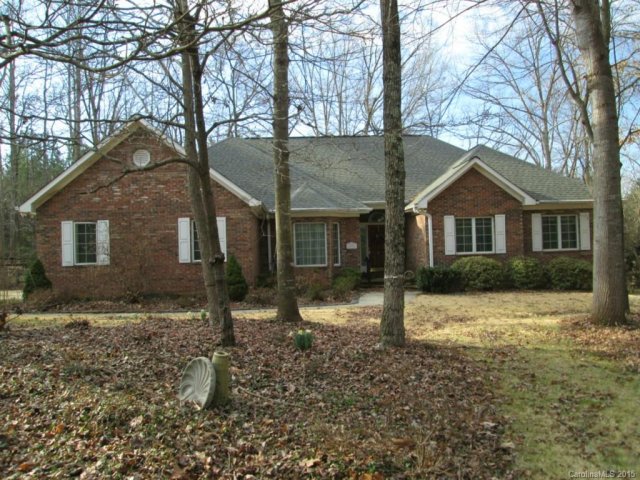 5325 Club View Drive sold home in Phoenix Hills, Concord, NC