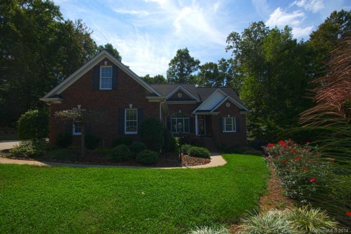 909 Tiffany Lane sold home in Lauren Woods, Lowell, NC