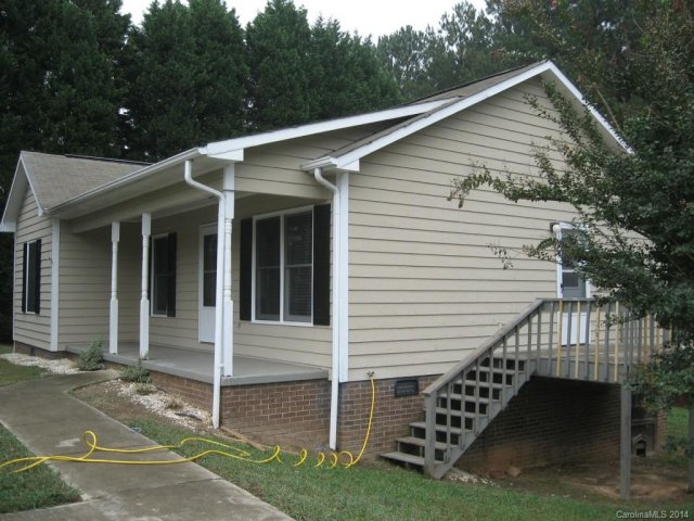 129 Mountain Meadows Drive sold home in Mountain Meadows, Bessemer City, NC