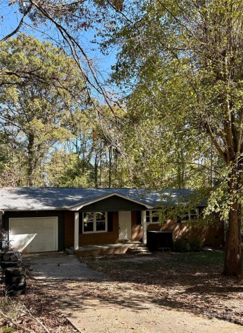 1397 Oak Hill Drive sold home in Hidden Valley, Morganton, NC