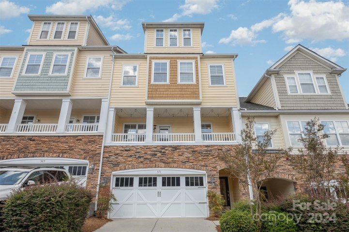 311 Wave Crest Drive sold home in Lake Shore On Lake Wylie, Fort Mill, SC