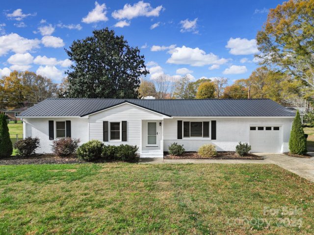 619 Fieldstone Road sold home in Edgemoor, Mooresville, NC