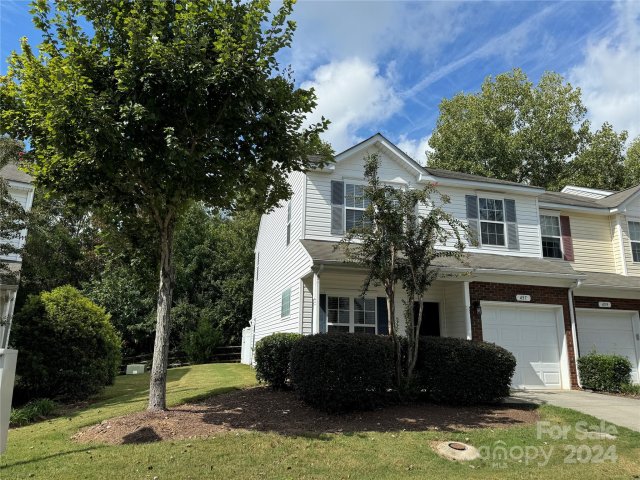 457 Delta Drive sold home in Cascades at River Crossing, Fort Mill, SC