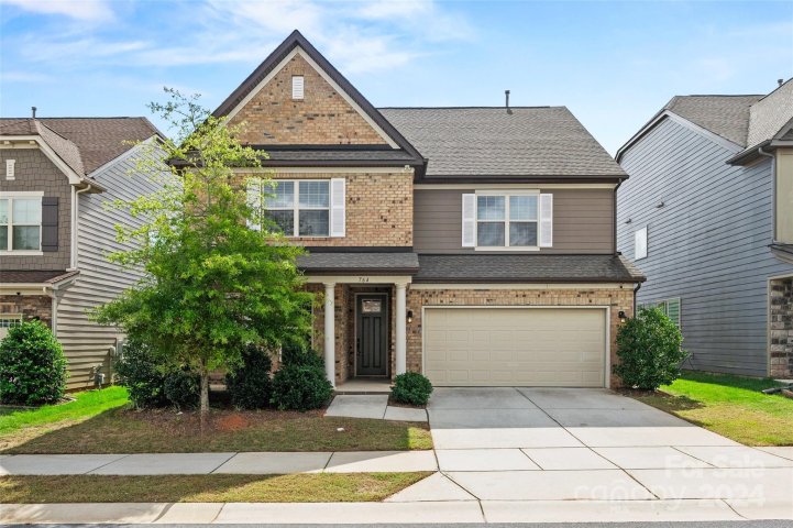 764 Garrett Green Way sold home in Oakland Pointe, Fort Mill, SC