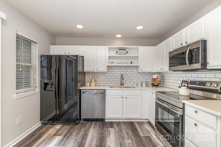 5645 Kimmerly Woods Drive 2206 sold home in Kimmerly Woods, Charlotte, NC