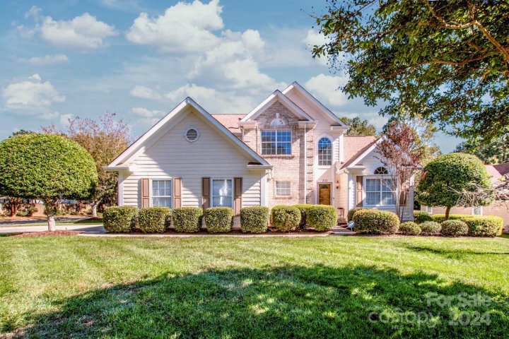 232 Fox Hollow Road sold home in Glynwater, Mooresville, NC