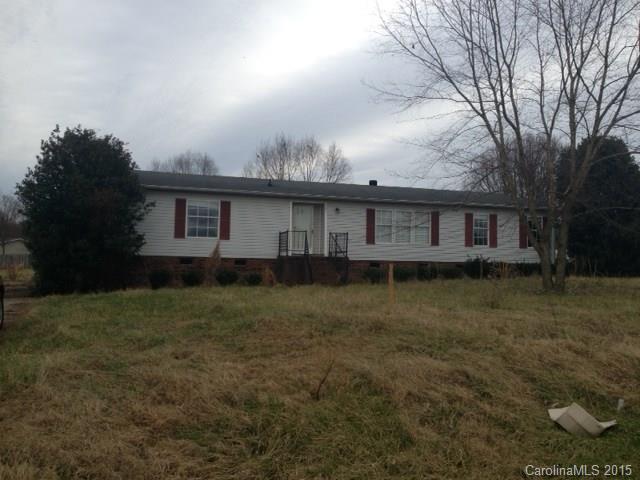 301 Mountain Meadows Drive sold home in Mountain Meadows, Bessemer City, NC