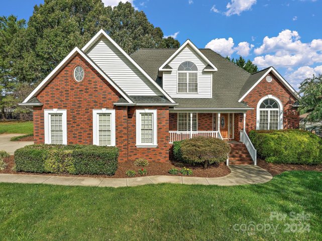 2488 Birdie Lane active home in Rock Barn, Conover, NC