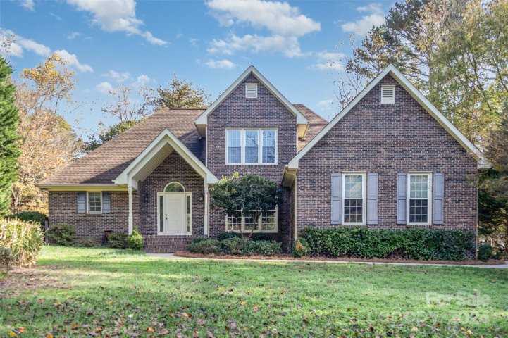 165 Quiet Cove Road sold home in Spring Acres, Mooresville, NC