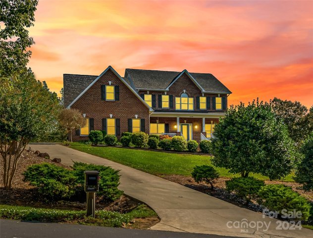 1356 Shadowfax Wynd None sold home in Deerfield, Hickory, NC