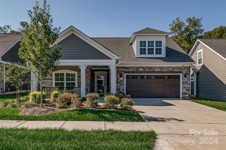 15021 Honeycutt Drive sold home in The Courtyards at Eastfield Farm, Huntersville, NC