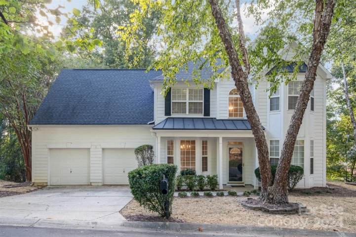 14312 Crown Harbor Drive sold home in Harbor Club, Charlotte, NC