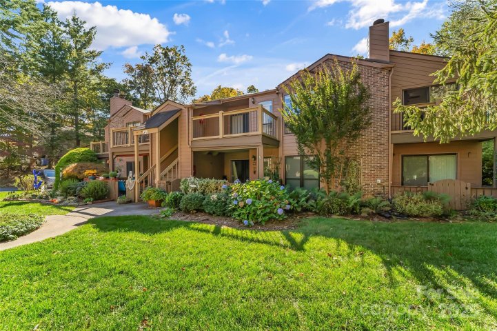 44 Ravencroft Lane F sold home in Ravencroft Condominiums, Asheville, NC