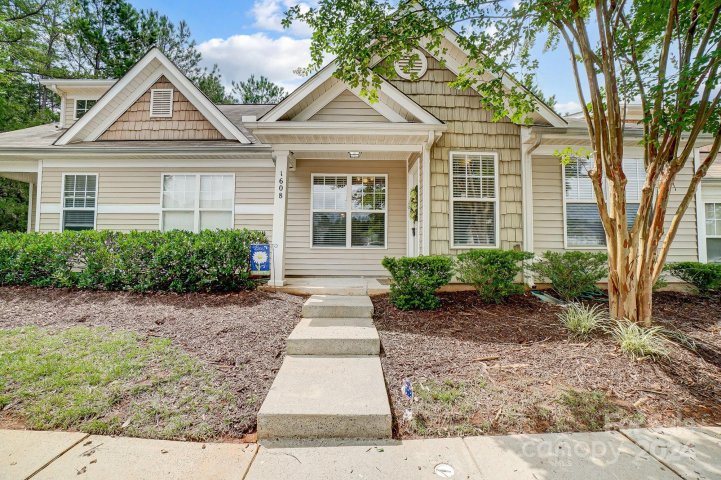 1608 Heather Chase Drive sold home in Brookchase, Fort Mill, SC