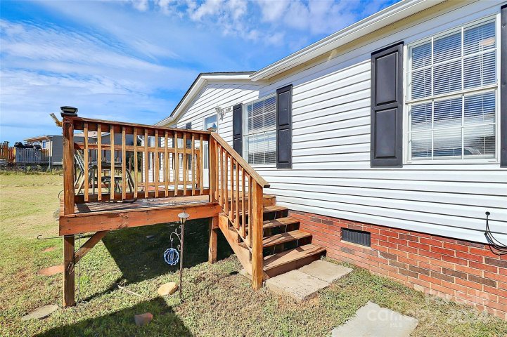 109 Farmway Lane sold home in Polkville, Shelby, NC