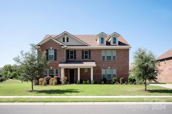 8315 Breton Way sold home in Churchill Farms, Harrisburg, NC