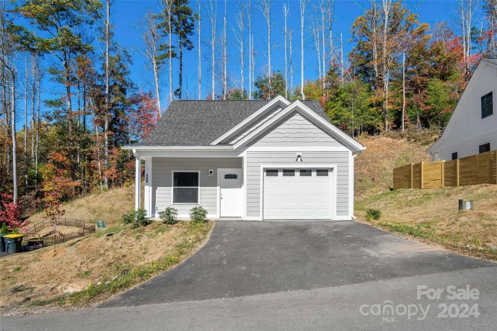 136 Northbend Drive sold home in Riverside Woodfin, Asheville, NC