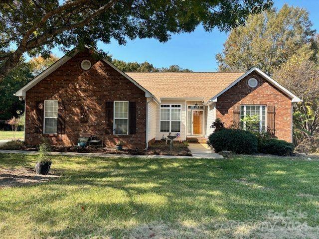 201 Lakeview Drive sold home in Valhalla, Harrisburg, NC