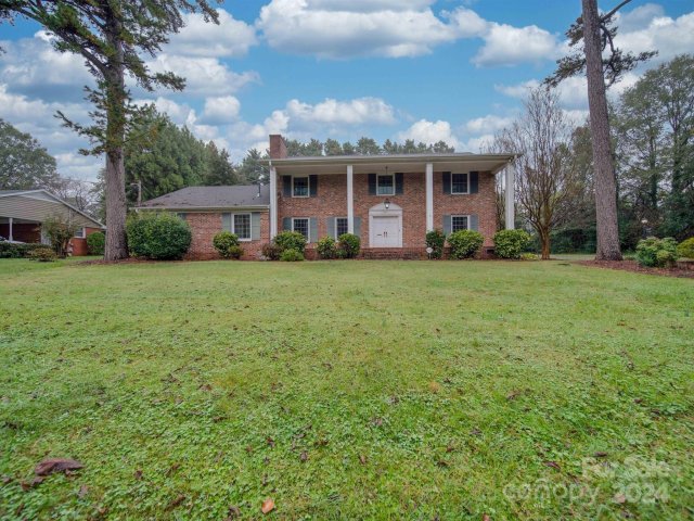974 Sandswood Drive sold home in Claremont, Gastonia, NC