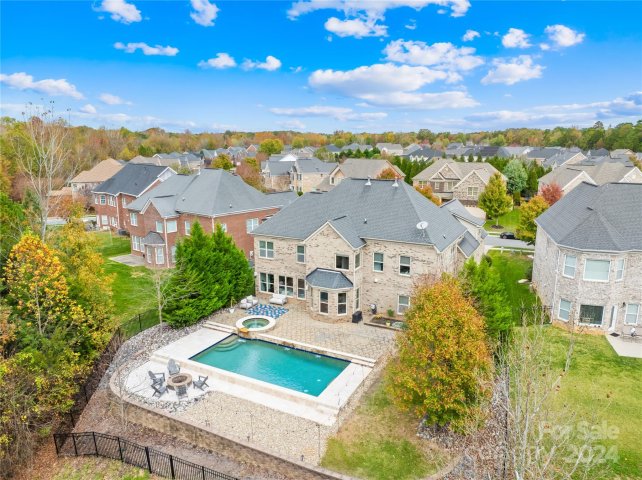 8508 Fairgreen Avenue sold home in Barrington, Waxhaw, NC