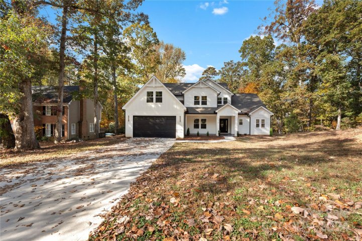 7409 Delta Lake Drive sold home in Hickory Grove, Charlotte, NC