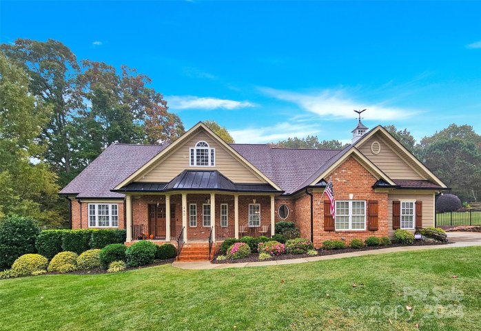 143 Mandarin Drive sold home in Woodland Hills, Mooresville, NC