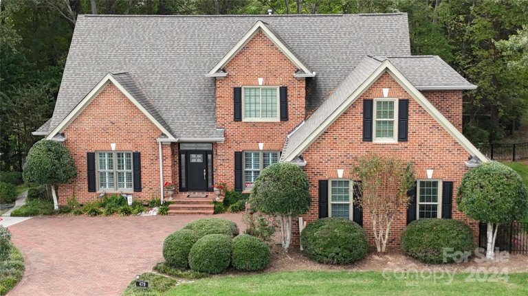 479 Club Drive sold home in Cowans Ford, Stanley, NC
