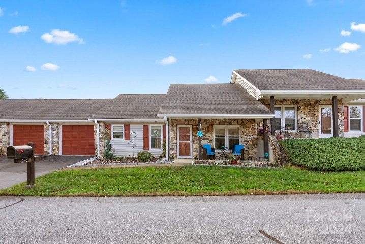 265 Rocky Mountain Way sold home in The Hills at Averys Creek, Arden, NC