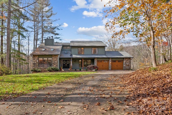 314 Secretariat Lane sold home in Fairview Downs, Fairview, NC