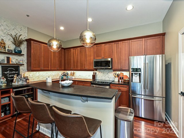 1903 Kenilworth Avenue 303A sold home in Dilworth Walk, Charlotte, NC