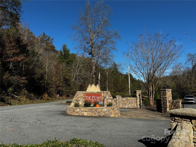 44 Boulder Ridge sold home in The Peaks at Lake Lure, Lake Lure, NC