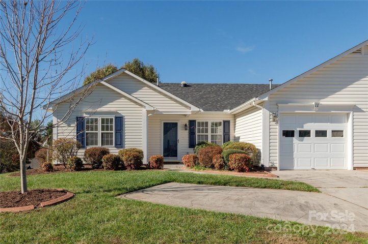 11 Briarbrook Road sold home in St Johns Commons, Fletcher, NC