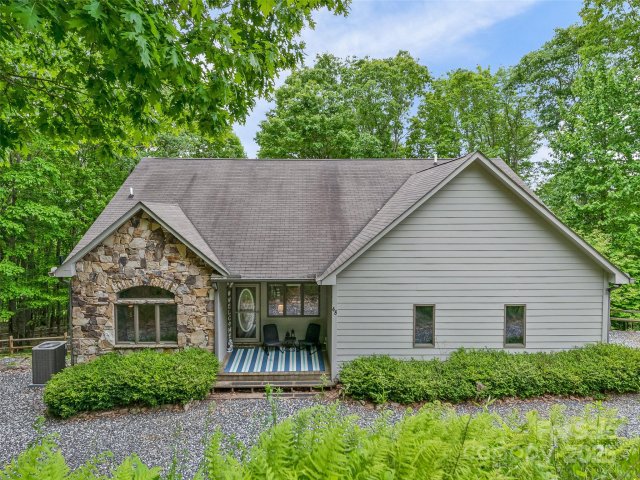 48 Grouse Thicket Road sold home in Wolf Laurel Heights, Mars Hill, NC