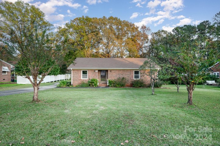 1534 India Hook Road sold home in Ragin Estates, Rock Hill, SC