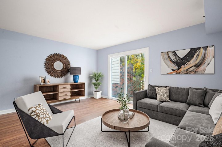 2705 North Center Street 74 sold home in Westminister Park, Hickory, NC