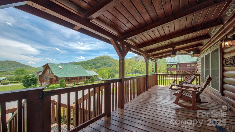 31 Contentment Trail sold home in Crocketts Meadow, Maggie Valley, NC