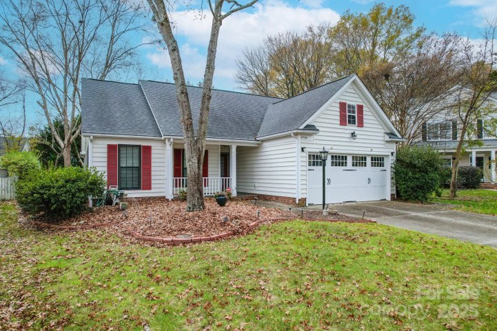 2705 Towhee Court sold home in Robyns Glen, Charlotte, NC