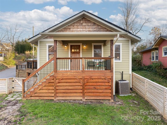 12 North Street sold home in Five Points, Asheville, NC