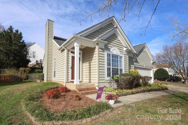 397 Queens Drive sold home in Willow Bend, Concord, NC