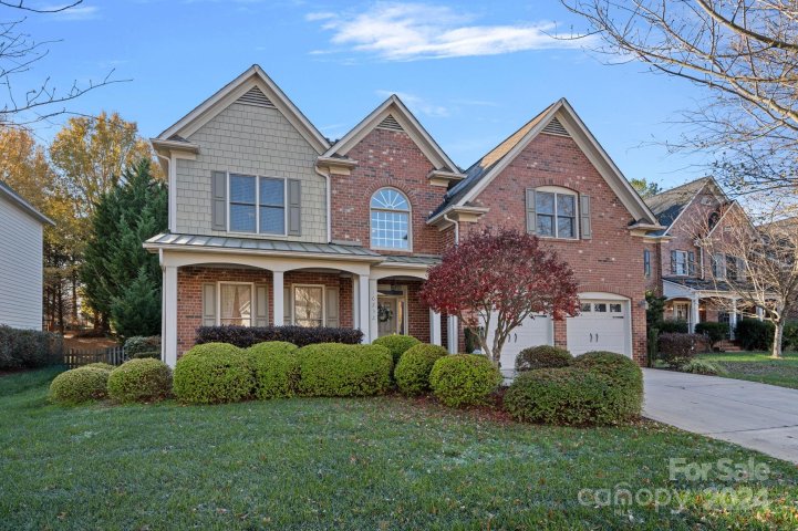 10232 Squires Way sold home in Weatherstone Manor, Cornelius, NC