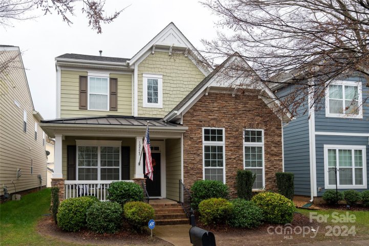 10528 Royal Winchester Drive sold home in Ardrey Crest, Charlotte, NC